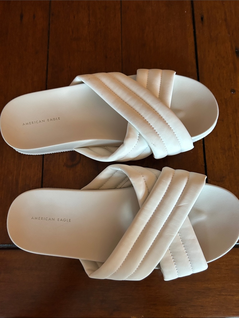 American Eagle Outfitters Cream Quilted Crisscross Slide Sandals Size 8